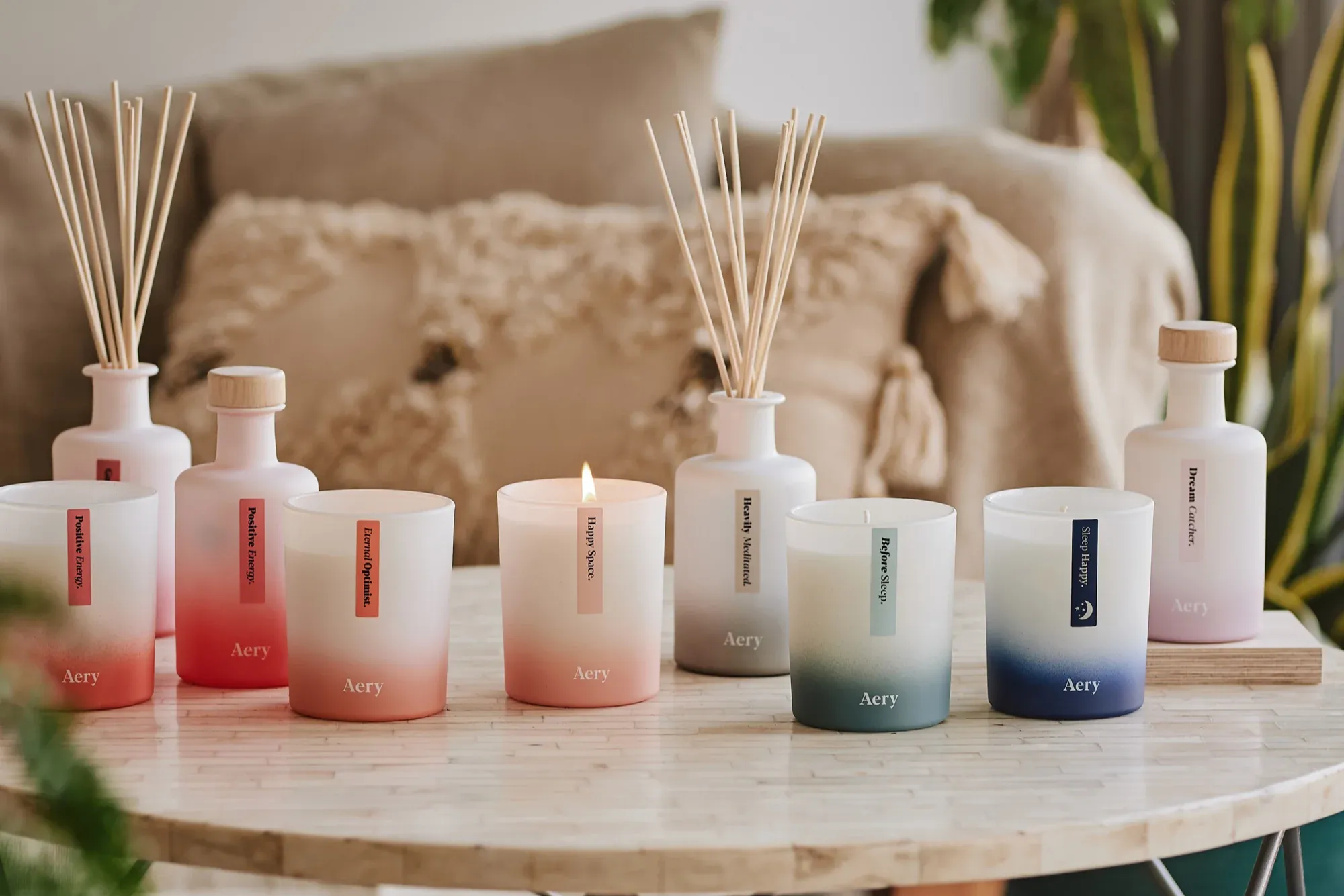 Scented aromatherapy candles UK