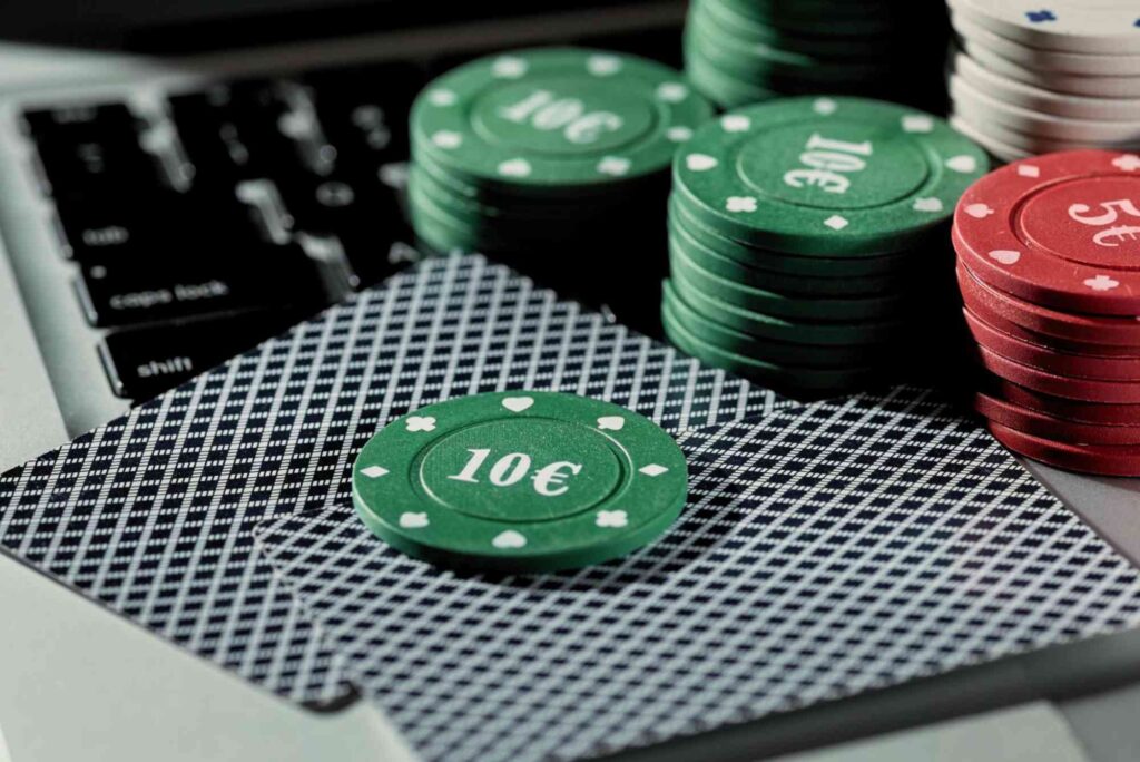 Understanding the Risks of Online Gambling